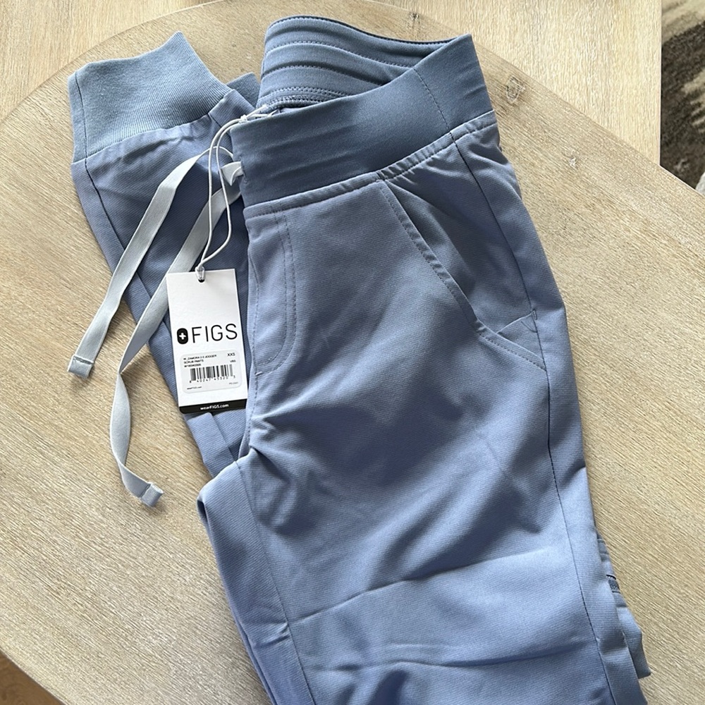 FIGS ZAMORA JOGGER IN XXS - VAPOR BLUE BRAND NEW